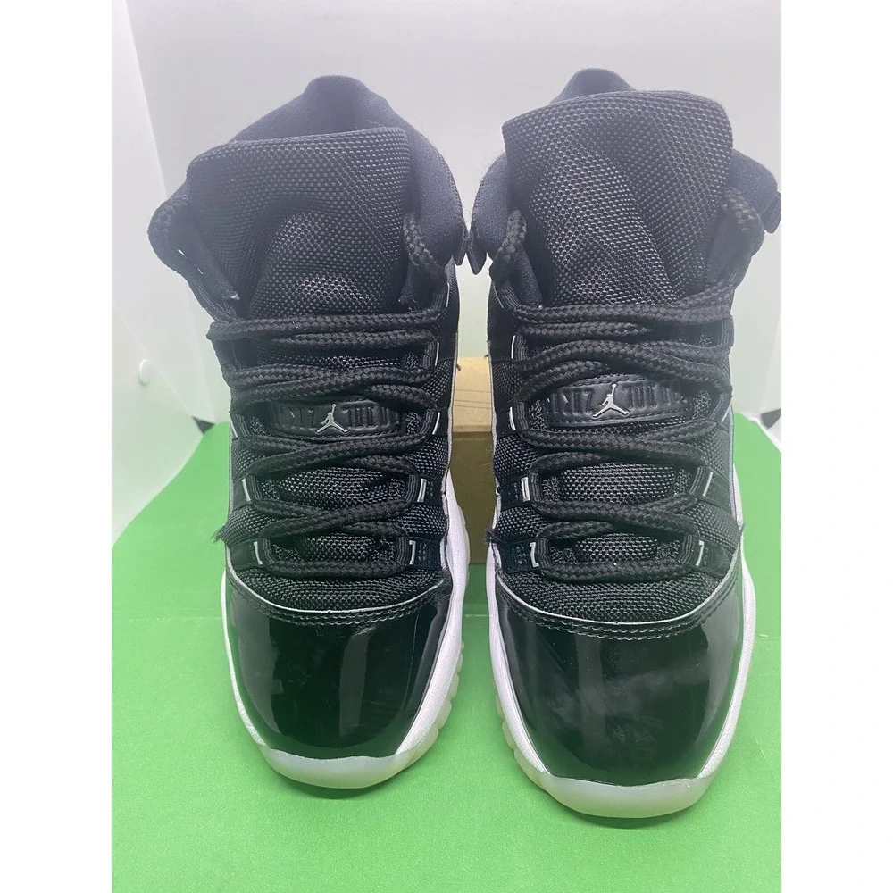 Jordan sneakers size